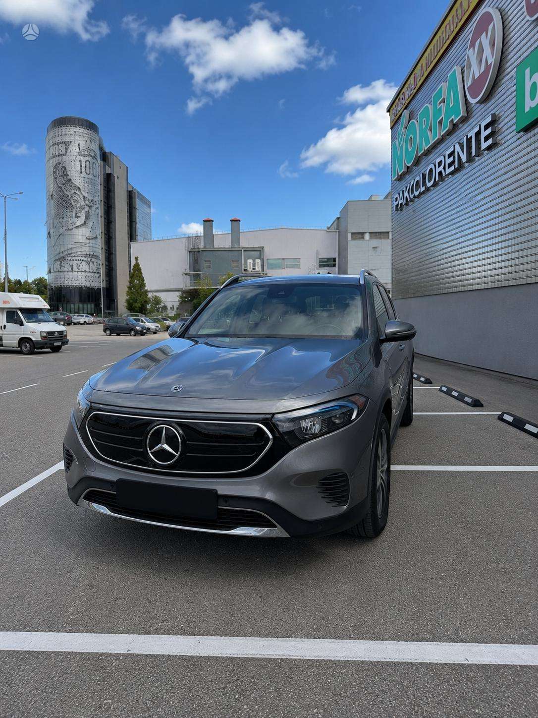 Mercedes-Benz EQB